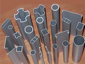 河北省異型管供應(yīng)商風(fēng)采 霸州市華龍偉業(yè)金屬制品公司產(chǎn)品一覽